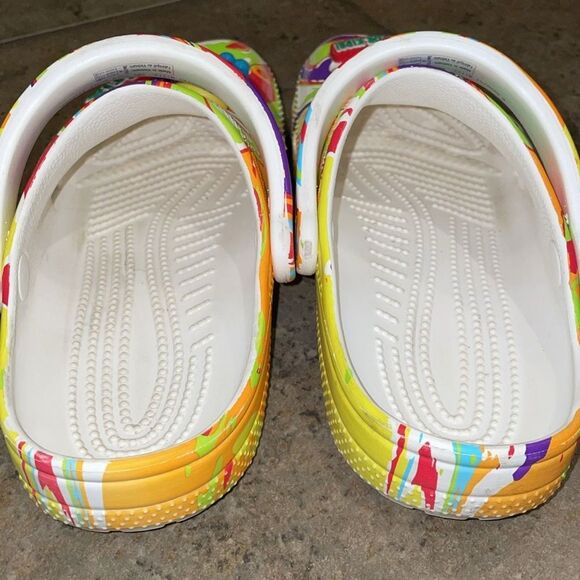 CROCS x Trix Classic Clog Shoe Unisex Size J4 and Womens 6 Limited Edition - Picture 8 of 13